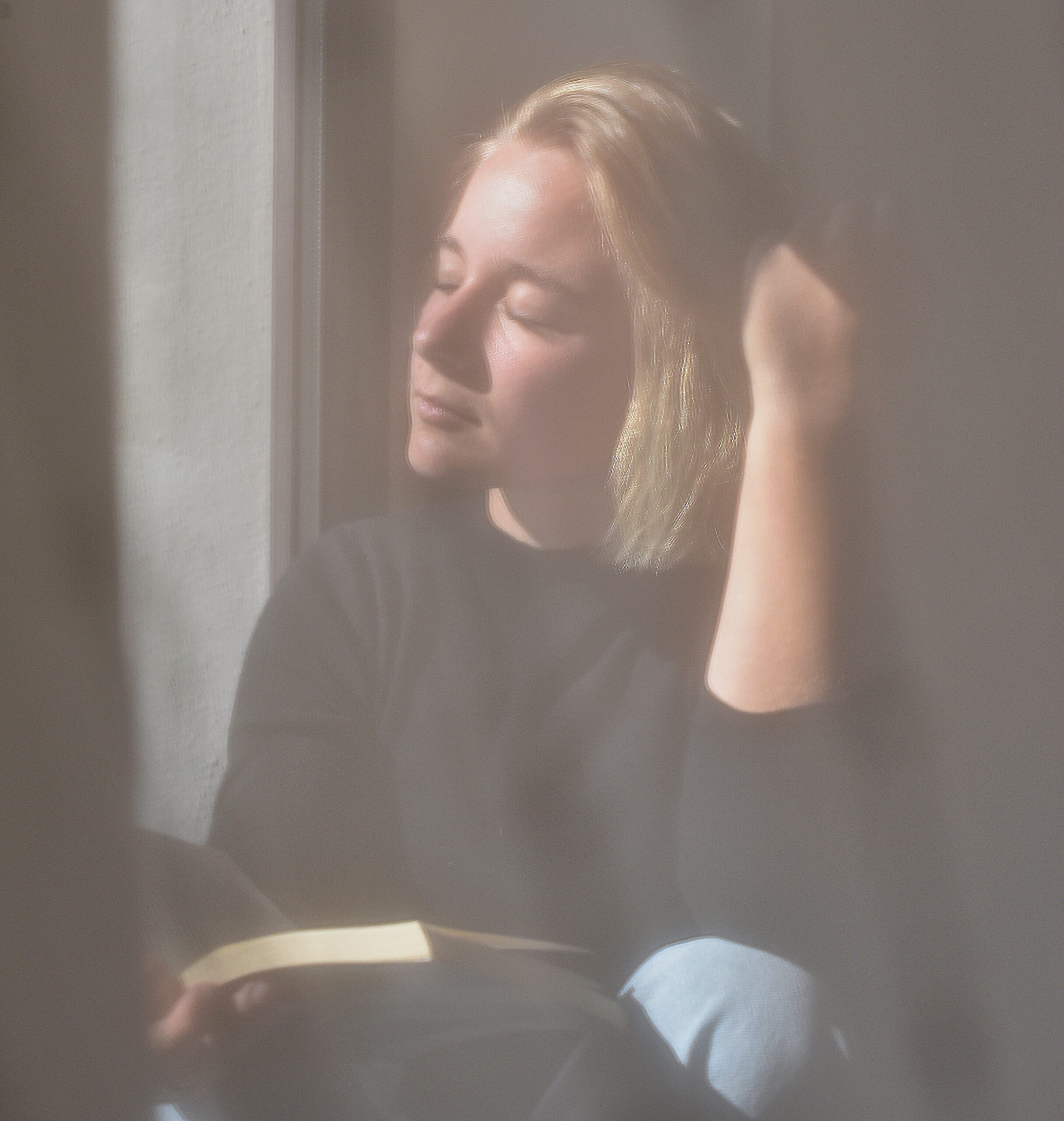 Portraitshooting mit Thea – natürlich, ehrlich, lichtvoll